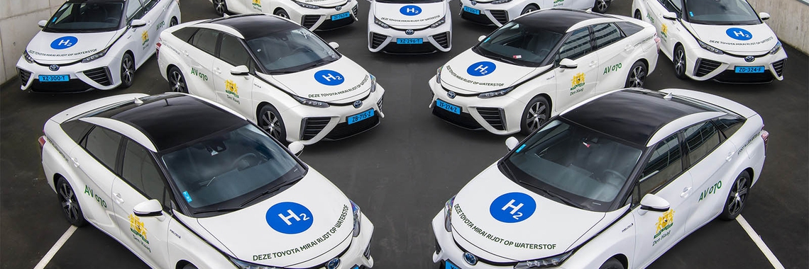 35 Toyota's Mirai vormen eerste Nederlandse taxivloot op waterstof