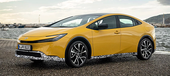 Toyota-Prius-555x249