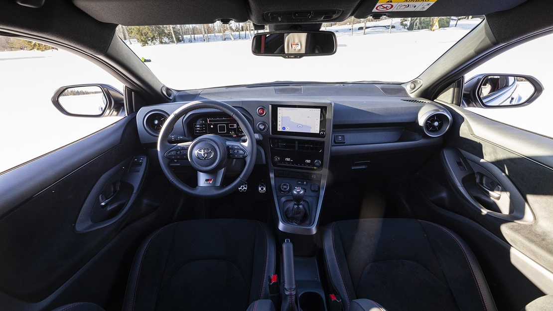 Toyota-GR-Yaris-interieur-stuur